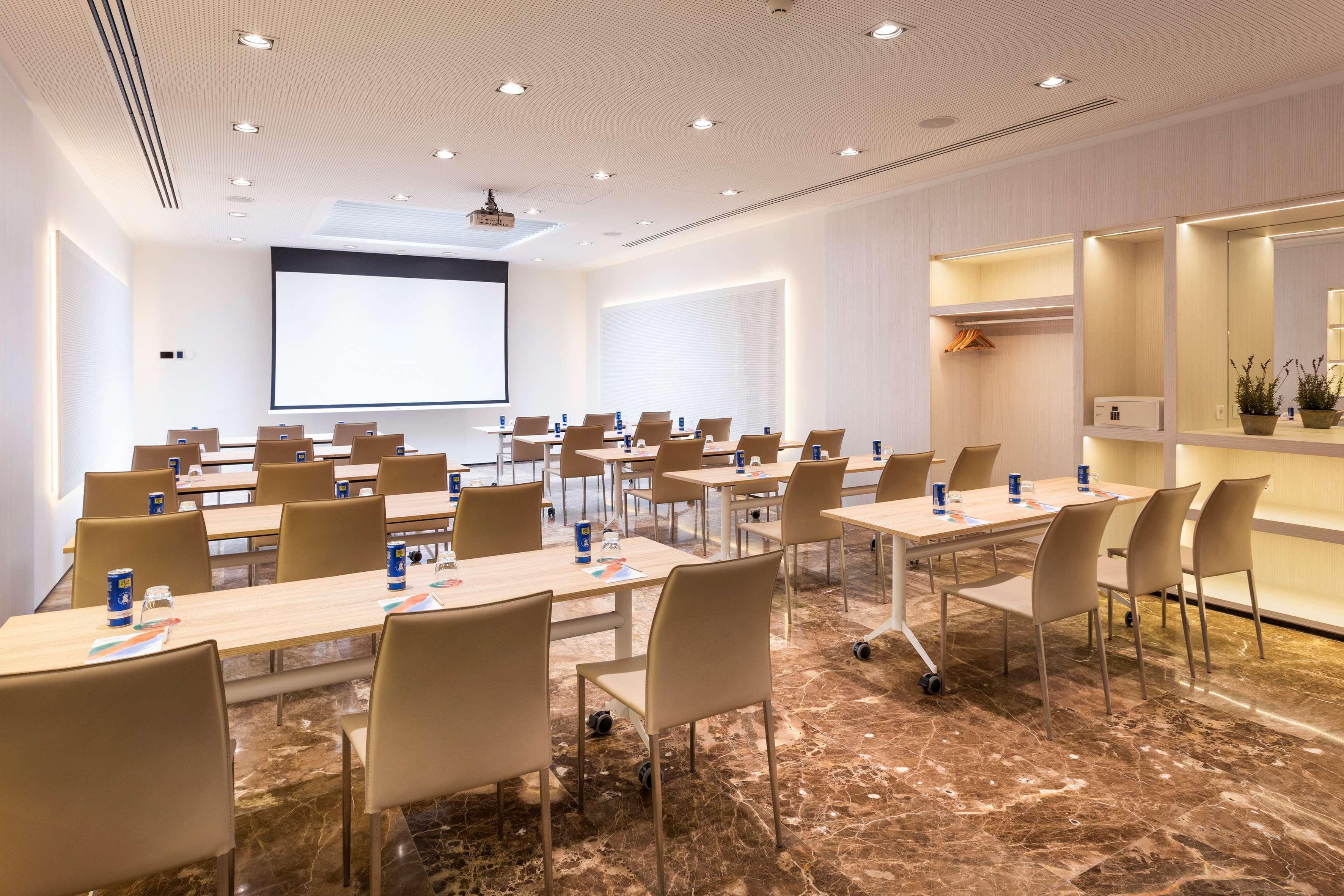 Melia Lebreros Hotel 4*