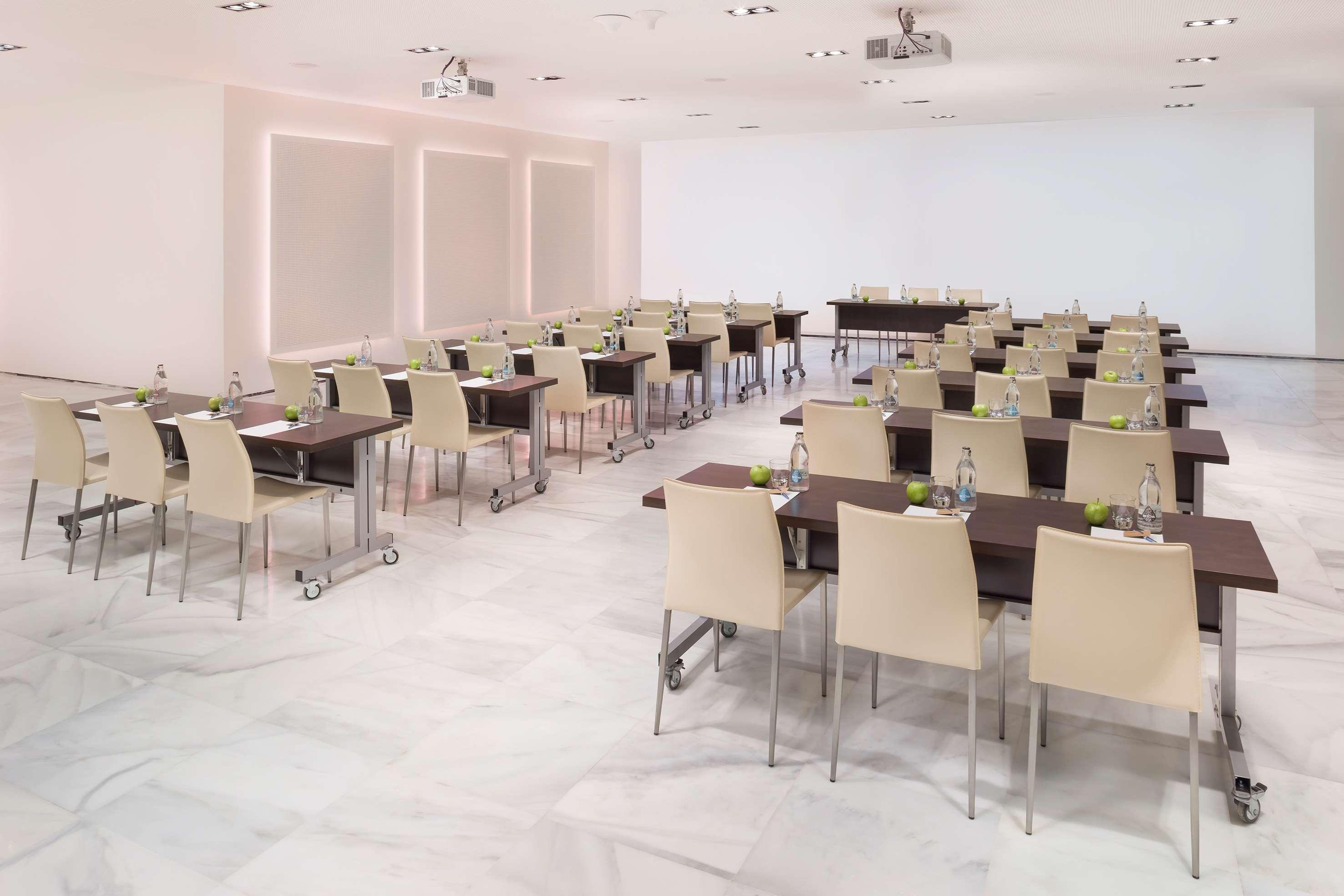 Melia Lebreros 4* Sevilla