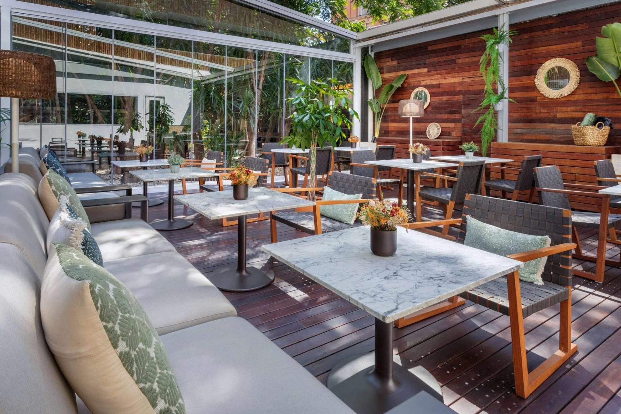 Hotel Melia Lebreros 4*