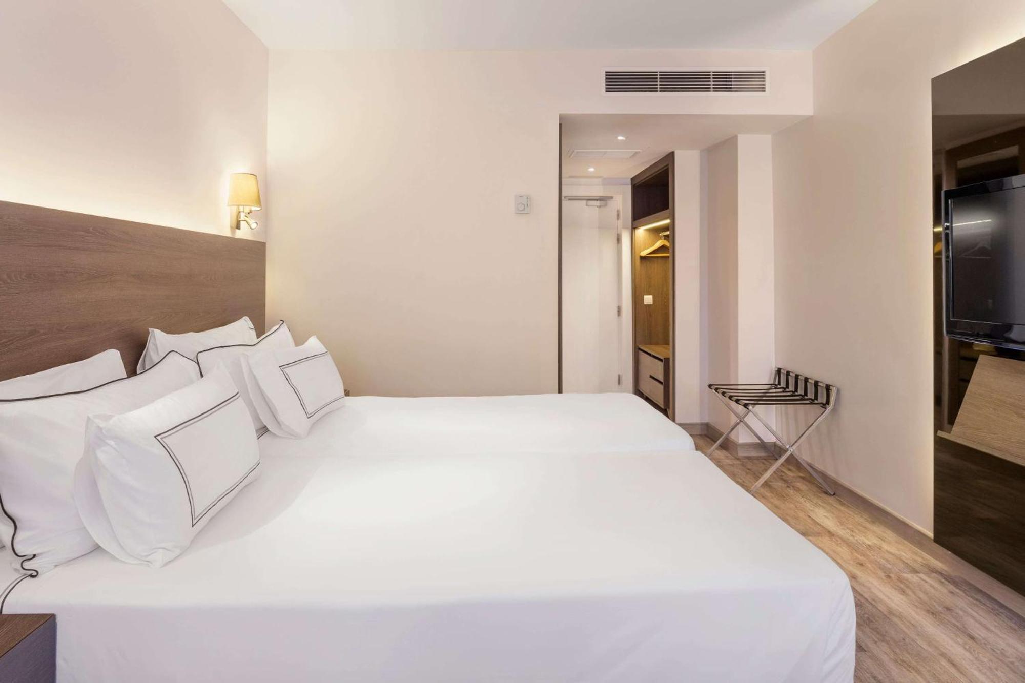 Hotel Melia Lebreros