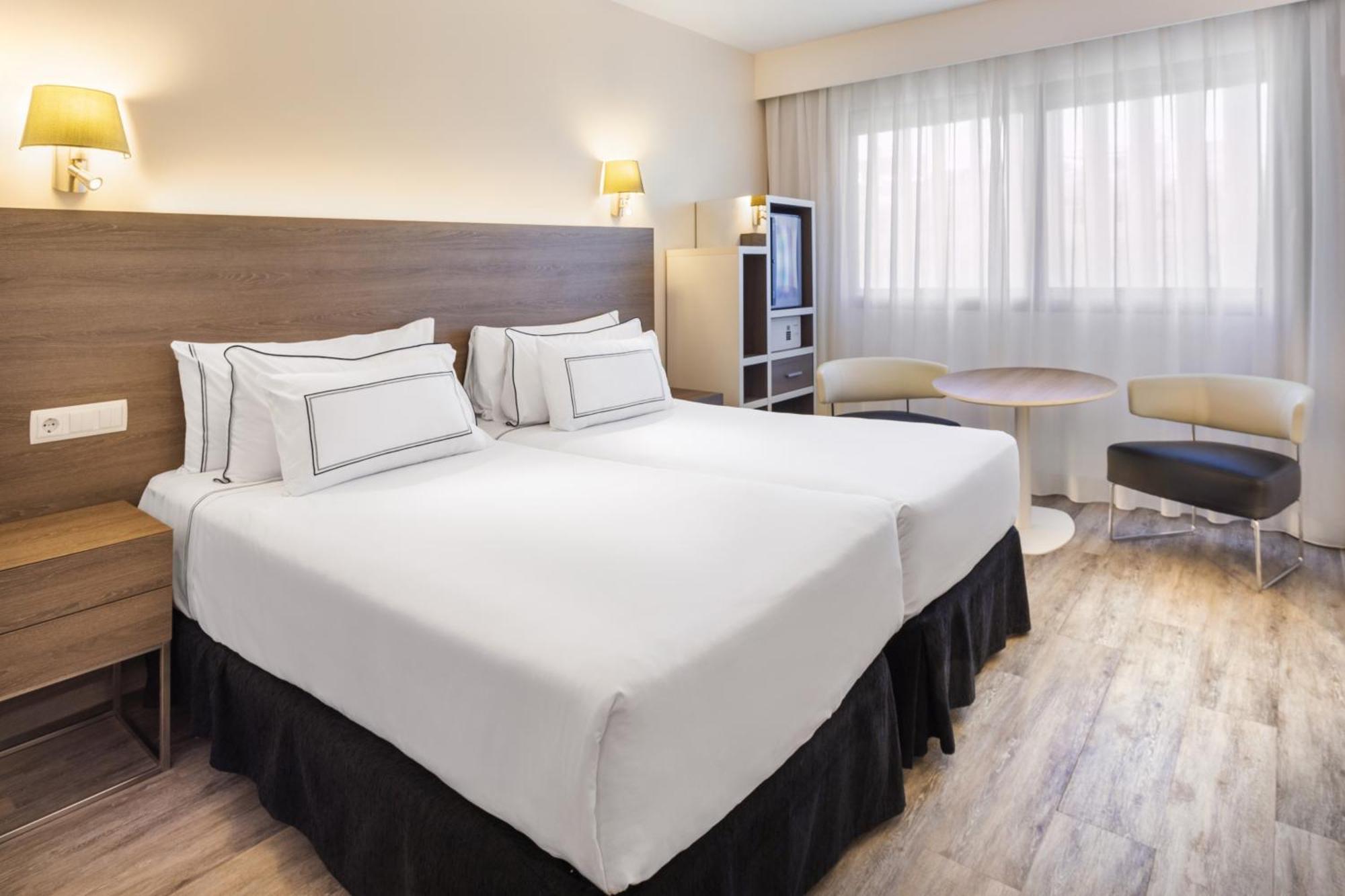 Hotel Melia Lebreros