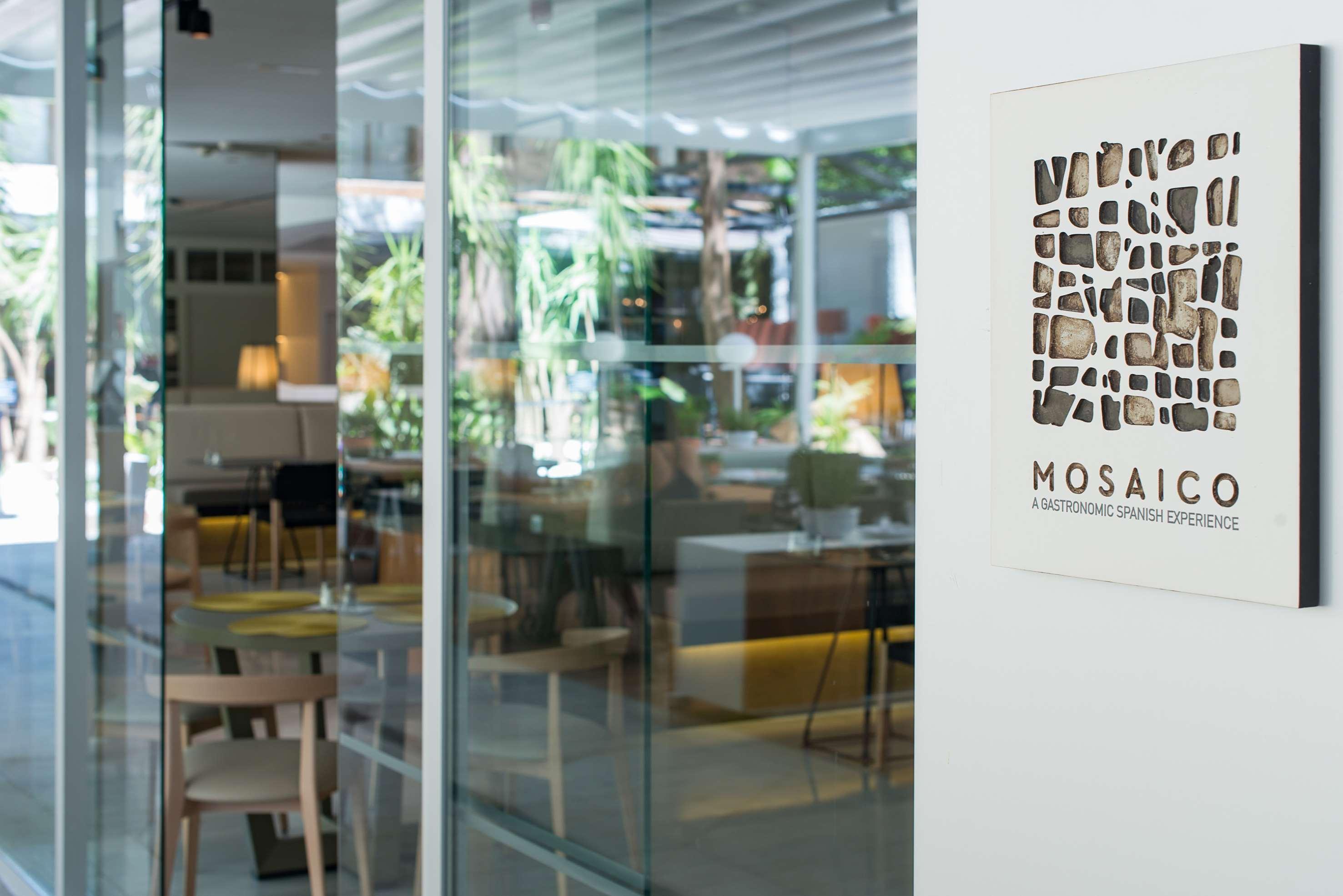 Hotel Melia Lebreros
